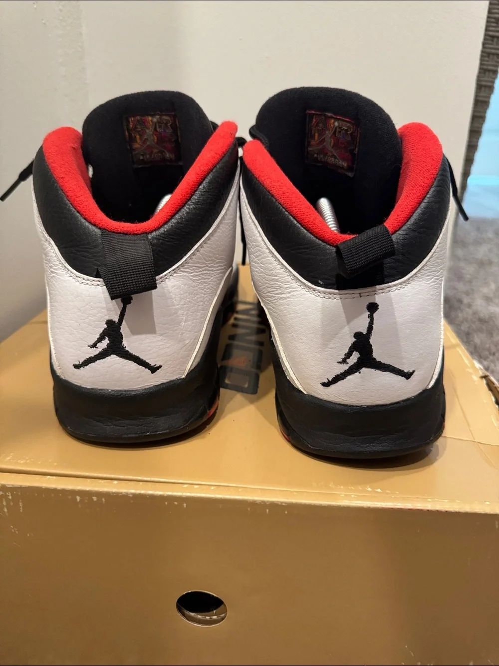 Retro Jordan 10s Basketball Sneakers - White/Black/Red